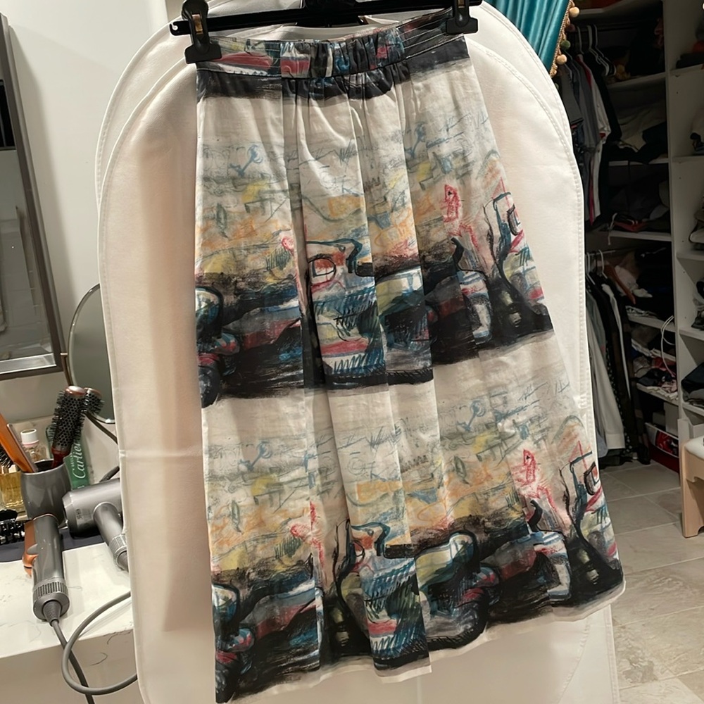 Burberry skirt in like new condition